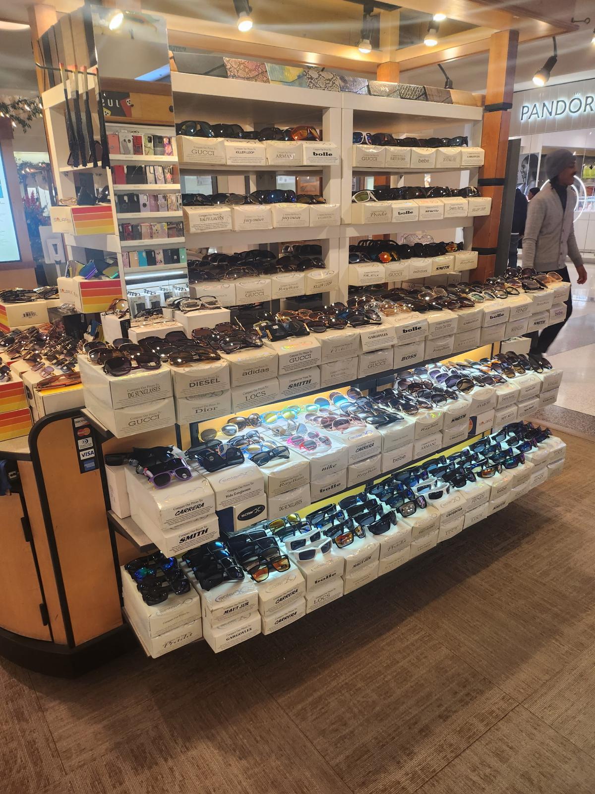Kiosk counter with phone accessories